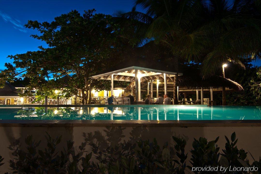 Coconut Beach Club Resort St. John's المرافق الصورة
